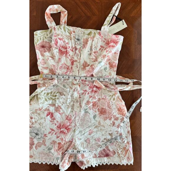 Rachel Zoe Floral Belted Romper Smocked Bodice Lace Trim NWT Size 2 - Picture 6 of 10